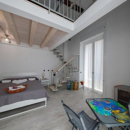 Bed And Breakfast I 7 Venti- 7 Winds Napoli Bagian luar foto