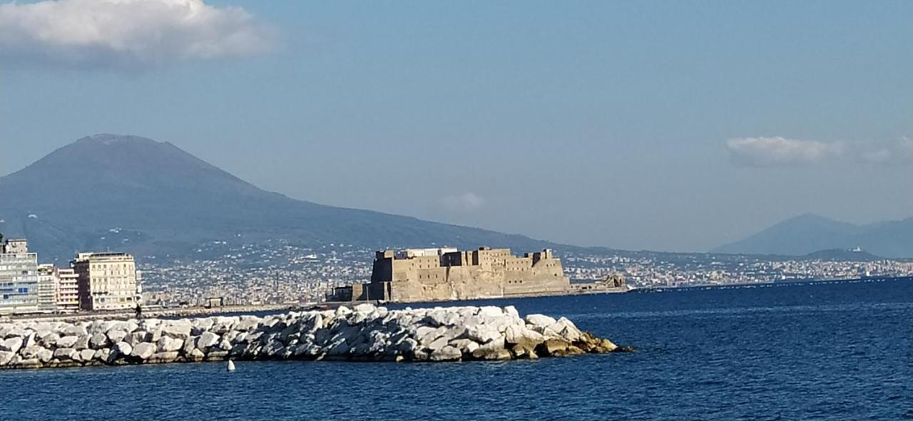 Bed And Breakfast I 7 Venti- 7 Winds Napoli Bagian luar foto