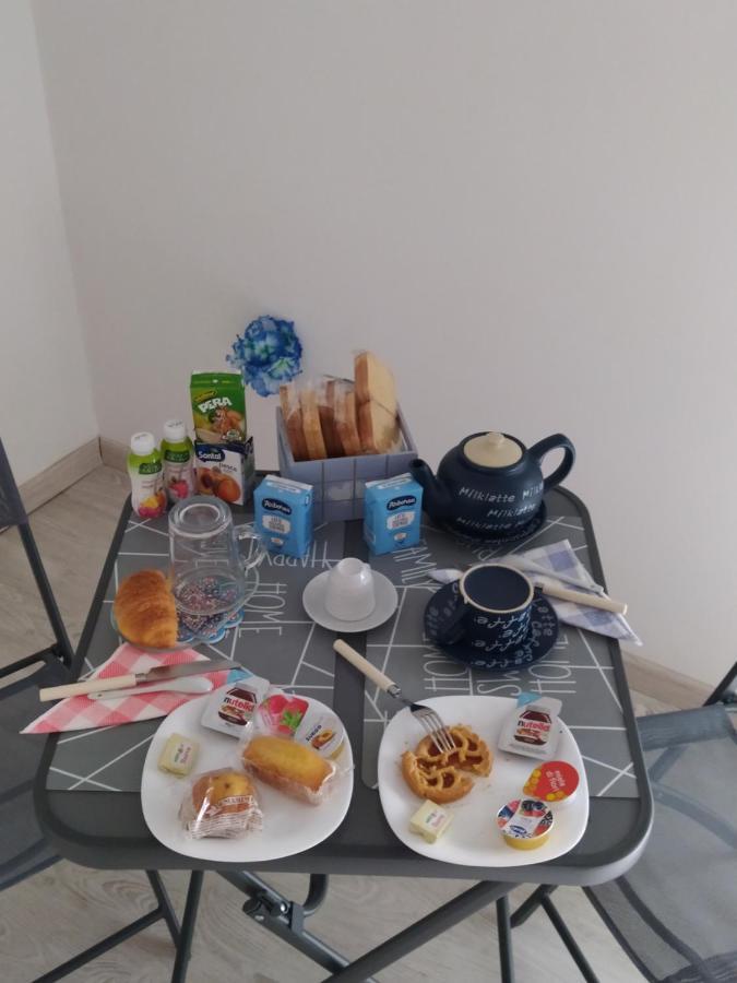 Bed And Breakfast I 7 Venti- 7 Winds Napoli Bagian luar foto