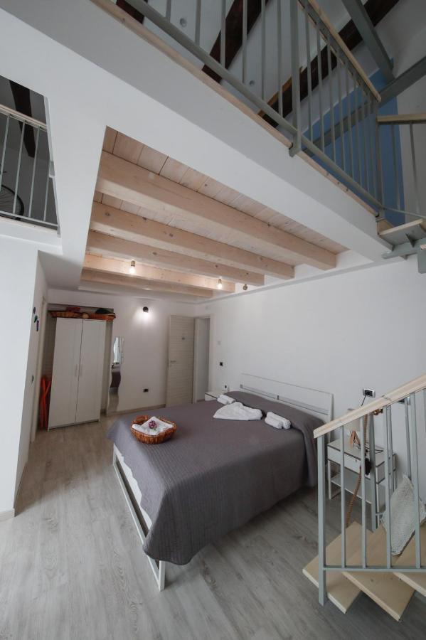 Bed And Breakfast I 7 Venti- 7 Winds Napoli Bagian luar foto