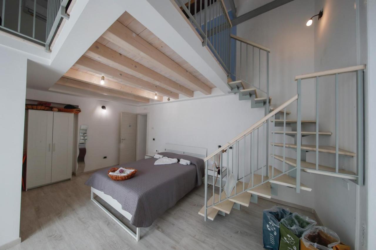 Bed And Breakfast I 7 Venti- 7 Winds Napoli Bagian luar foto